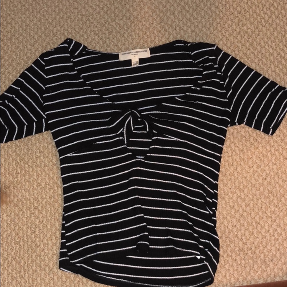 Tee